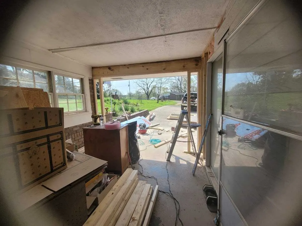 Air movers and dehumidifier for Drying & Dehumidification in Griffin